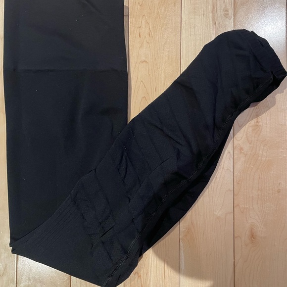 Blanqi Sport Support Postpartum leggings - Picture 4 of 6